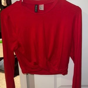 STUNNING RED CROPTOP
